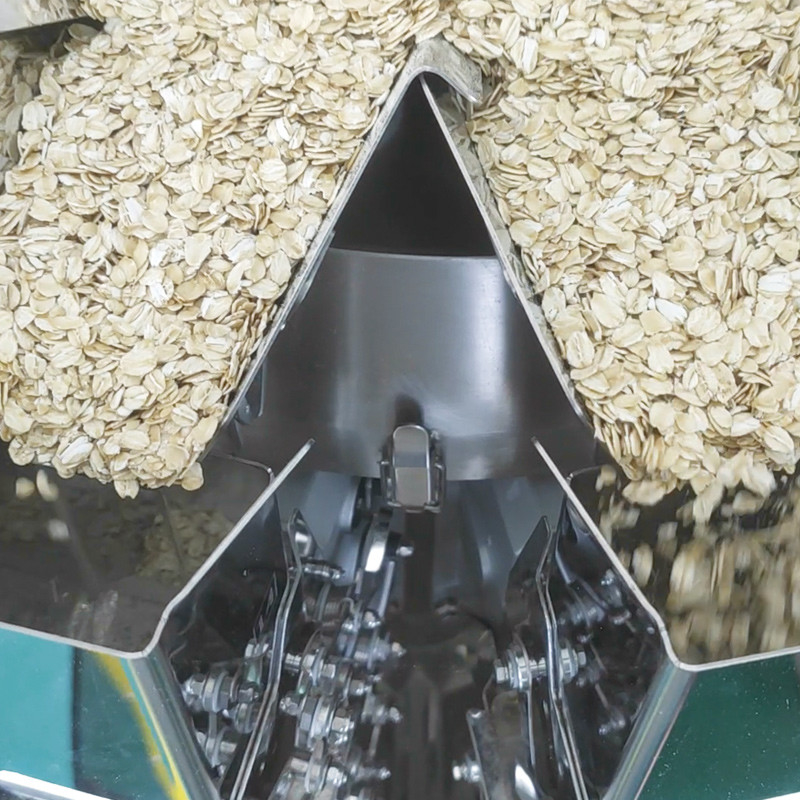 10/14 Hoppers Çok başlı tartıcı Pellet Paketleme Makineleri Plastik poşetler Dikey Çok başlı tartıcı Paketleme makinesi