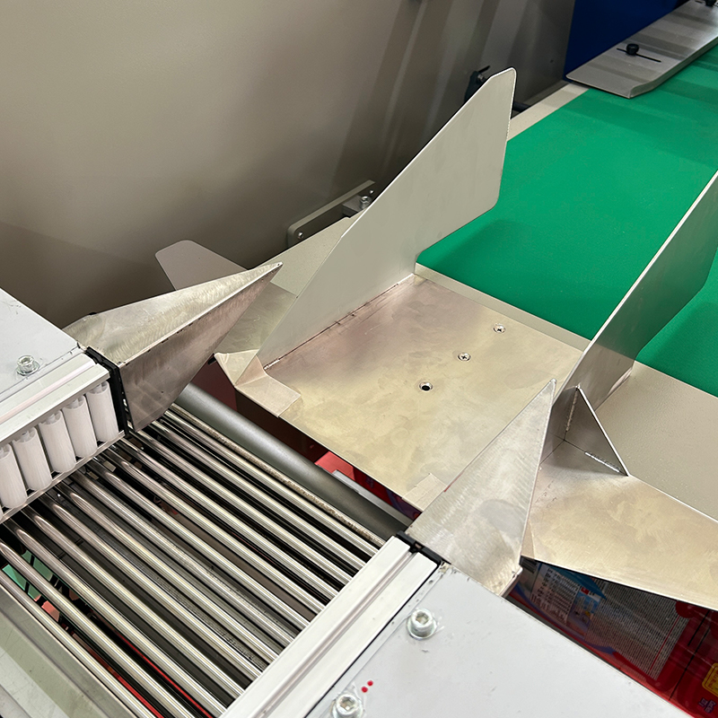 Otomatik sebze/taze meyve yastık torbası paketleme makineleri