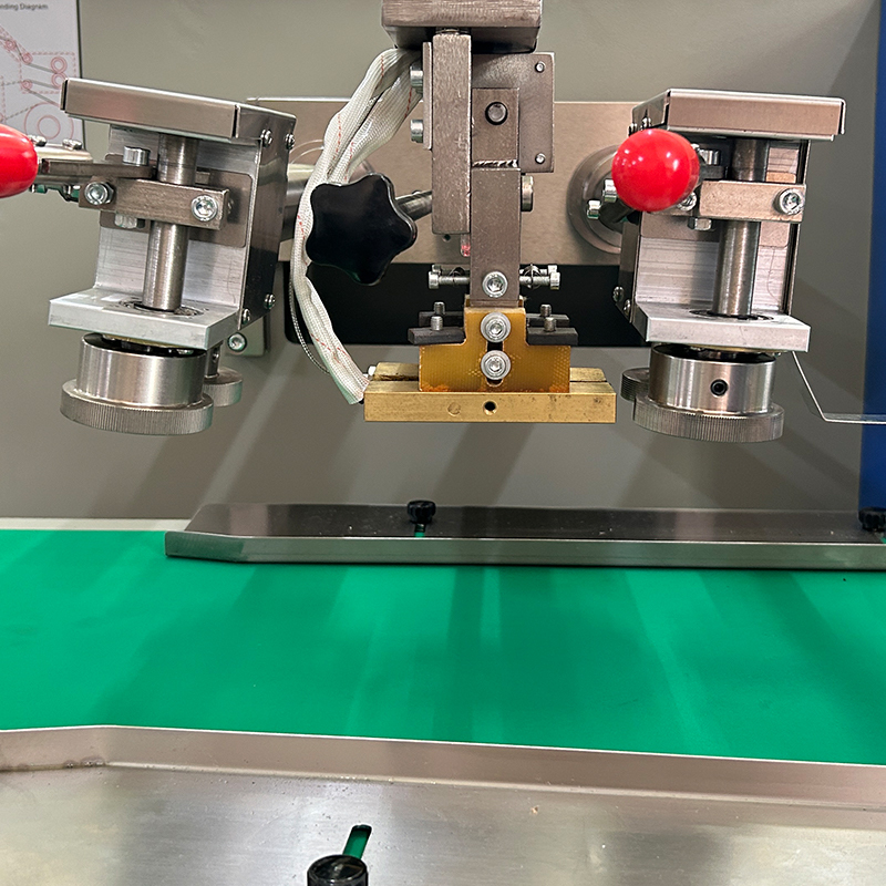 Otomatik Yastık Torba Paketleme Makinesi Gıda Paketleme için 30-80 Paket/Min